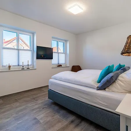 Apartment Achterum To Huus